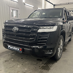 Toyota Land Cruiser 300 2023