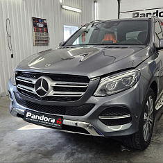 Mercedes-Benz GLE W166