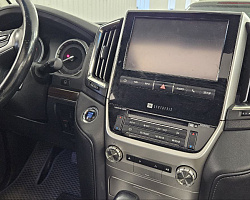 Toyota LC 200 2015г | Изображение 1