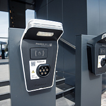 Домашняя станция зарядки электромобилей и подзаряжаемых гибридов Pandora MINI 711C набирает обороты продаж.