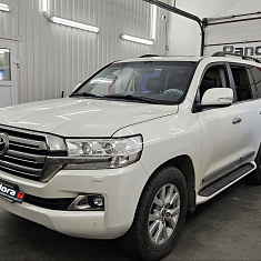 Toyota LC 200 2015г