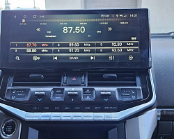 Toyota Land Cruiser 200 2010 | Изображение 7