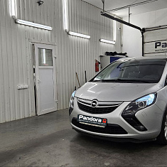 Opel Zafira C 2013