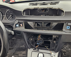 BMW E90 2008 | Изображение 11