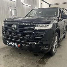 Toyota Land Cruiser 300 2023