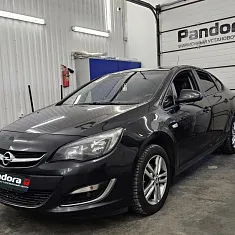 Opel Astra J 2013