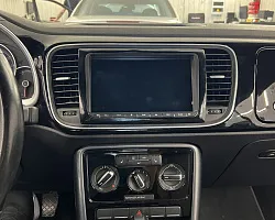 Volkswagen Beetle 2018 | Изображение 3