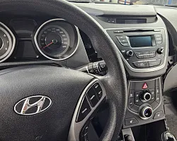 Hyundai Elantra 2015 | Изображение 1